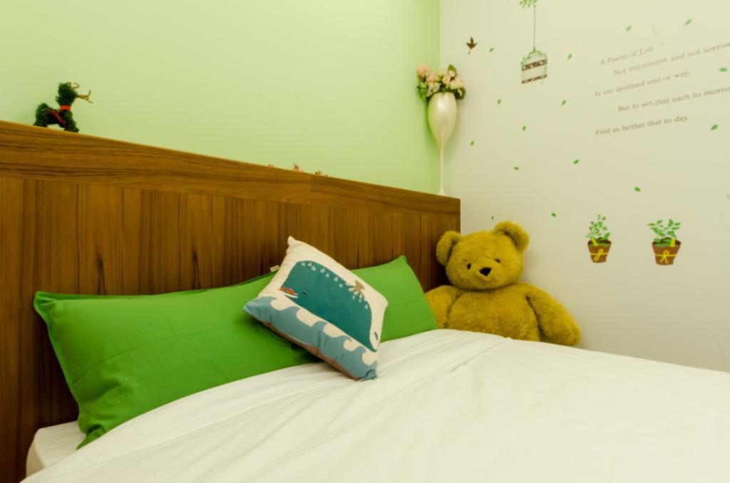 Smile Castle Apartment หลัวตง ภายนอก รูปภาพ